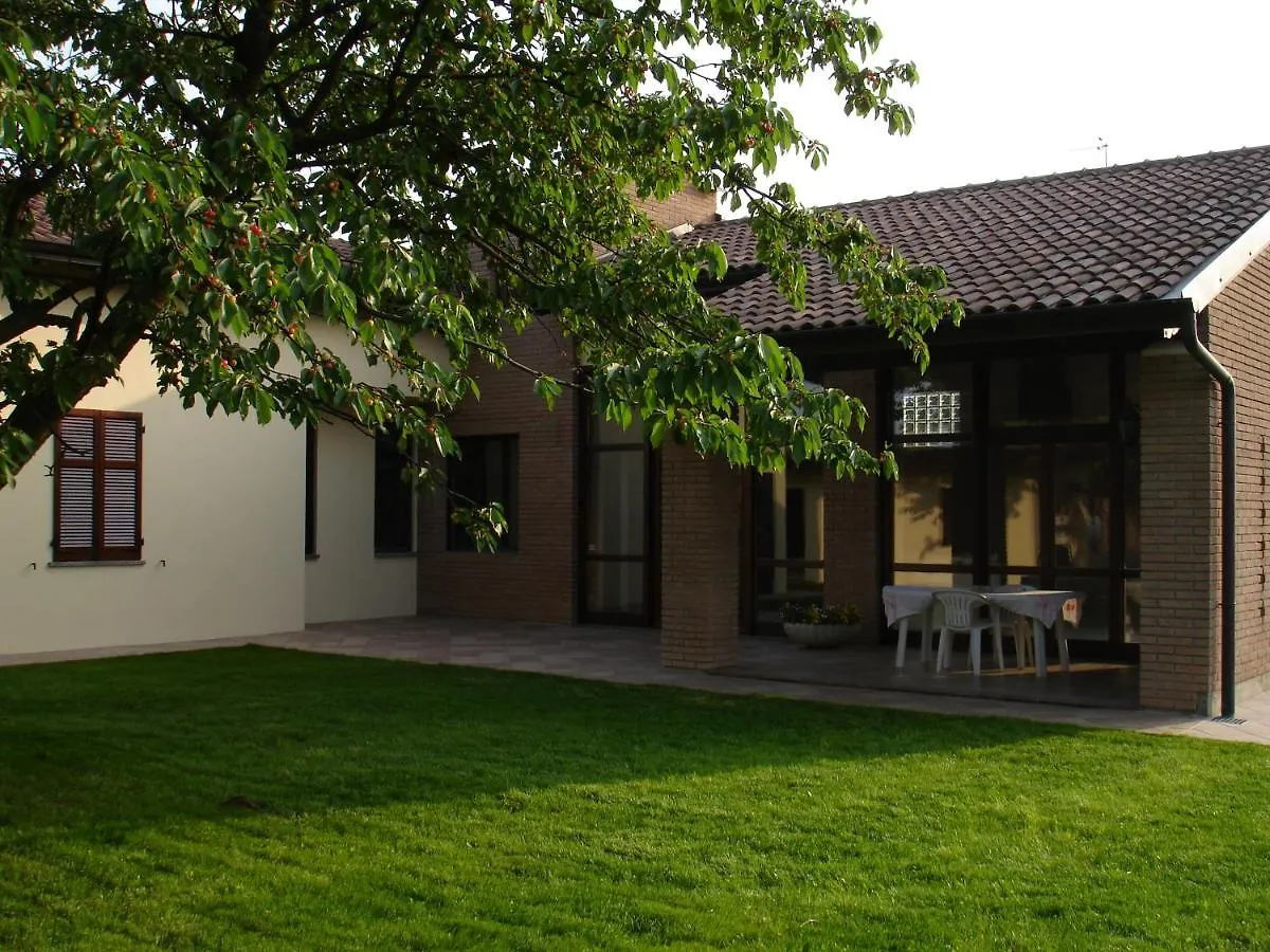 Guest House Brera Vicino Aeroporto Di Mxp E Laghi Varallo Pombia