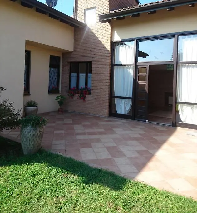 Guest House Brera Vicino Aeroporto Di Mxp E Laghi Varallo Pombia